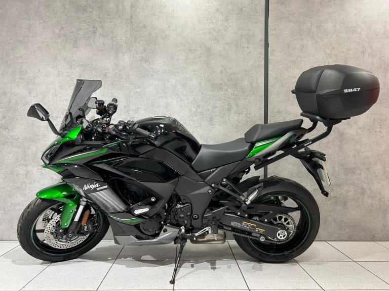 2022 Kawasaki Ninja Z1000SX - 8487 miles - GREAT CONDITION! 