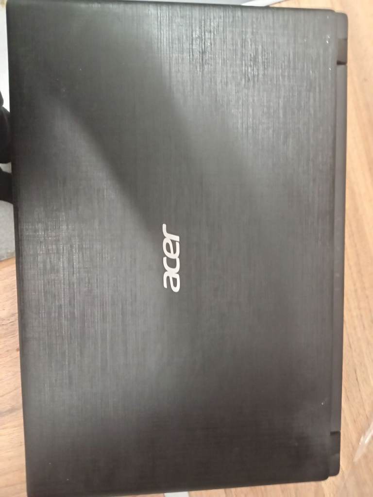 Acer aspire laptop (Read description) 