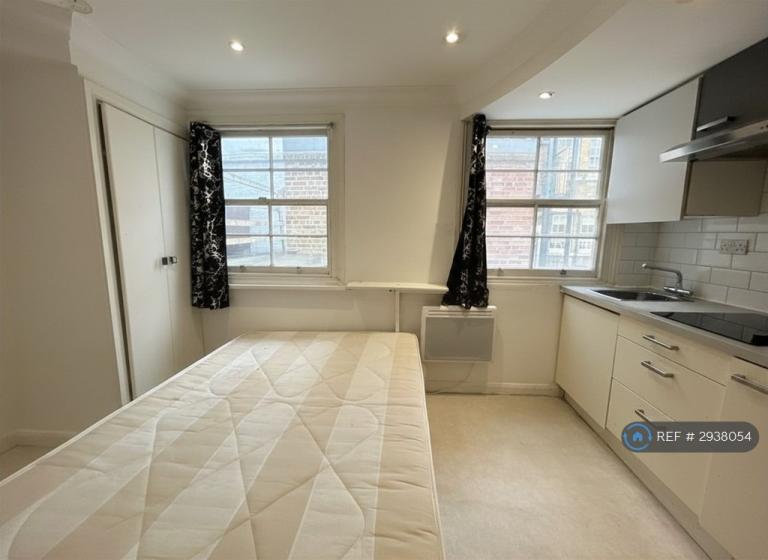 Studio flat in Edgware Road, Westminster, W2 (#2938054)
