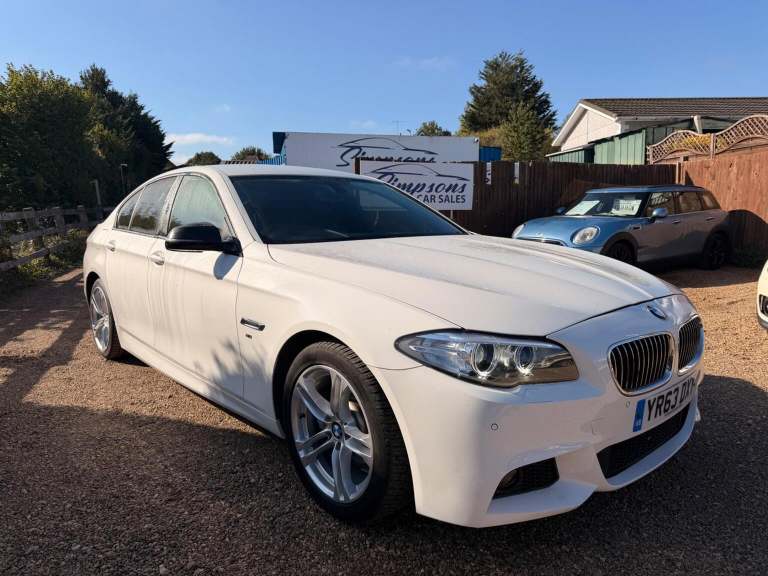 BMW 5 SERIES 2.0 520d M Sport Auto Euro 6 (s/s) 4dr (white) 2013