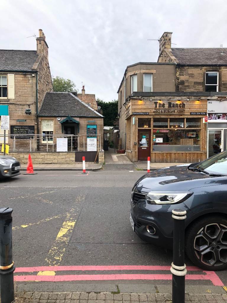 CORSTORPHINE VALUE Appealing one bed flat in central Corstorphine.