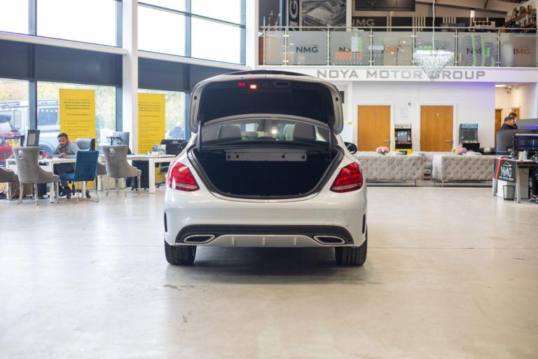 2017 Mercedes-Benz C Class C220d 4Matic AMG Line Premium Plus 4dr Auto SALOON DIESEL Automatic