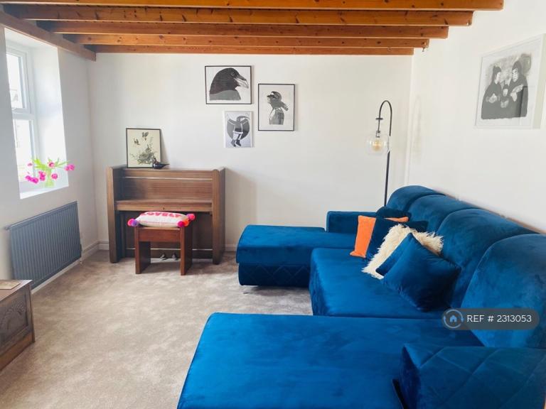 1 bedroom in Fair St, St Columb Major, Cornwall, TR9 (#2313053)