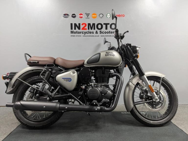 2024 (74) Royal Enfield Classic 350 in Dark Gunmetal Grey