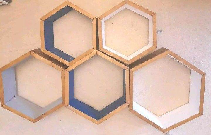 Wall mounted Geometric SHELVES SET (x5)