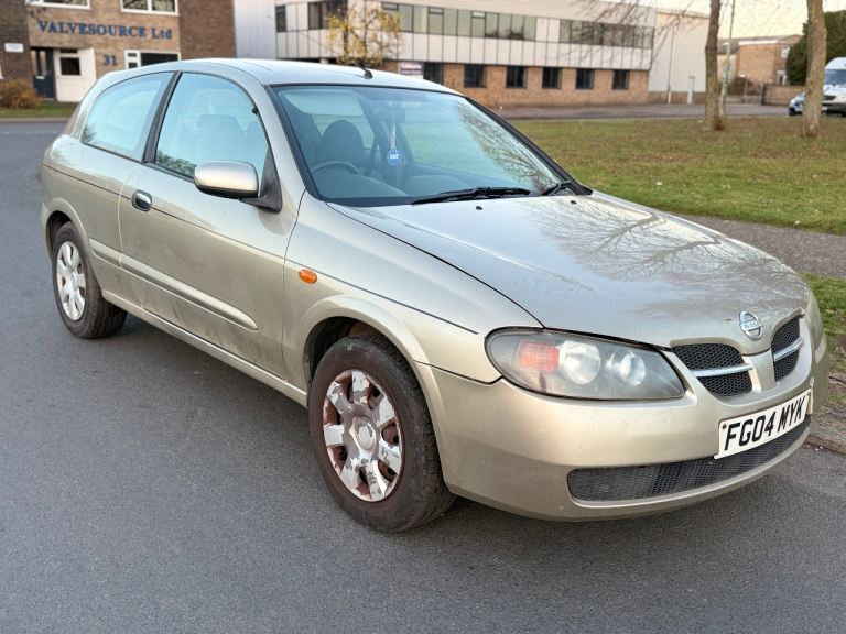 AUTOMATIC NISSAN ALMERA - 1 YEARS MOT