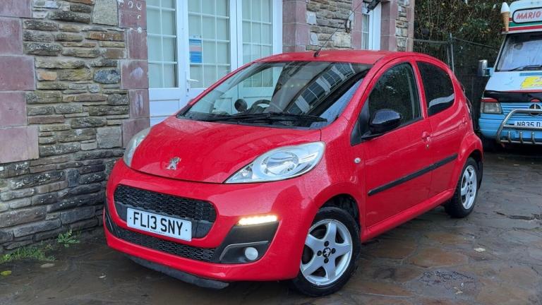 2013 Peugeot 107 1.0 Allure 5dr 2-Tronic HATCHBACK Petrol Automatic