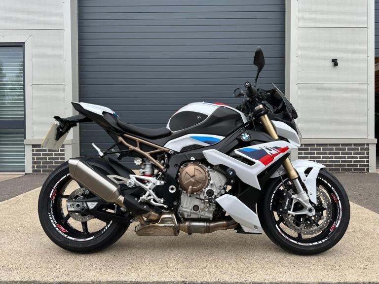 BMW S1000 R M SPORT 2022 - FORGED WHEELS, ONLY 3138 MILES