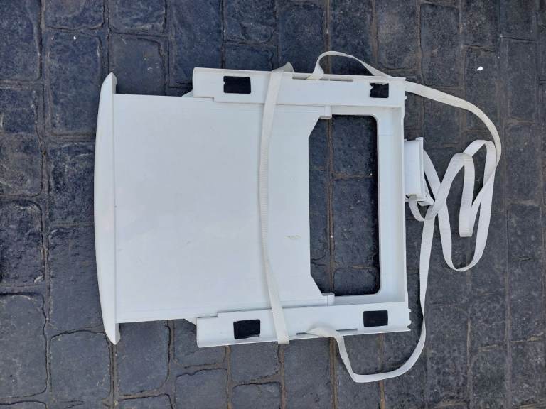 Washing machine and dryer stacking system 