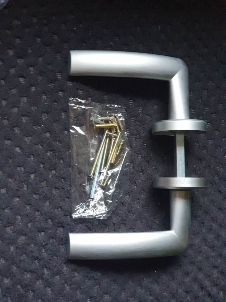 Satin chrome handles 