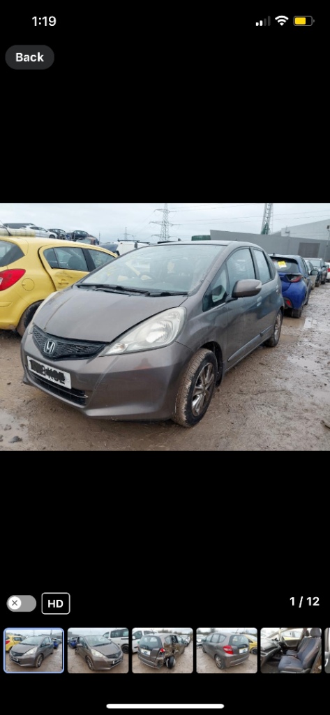 Honda jazz AUTOMATIC BREAKING 