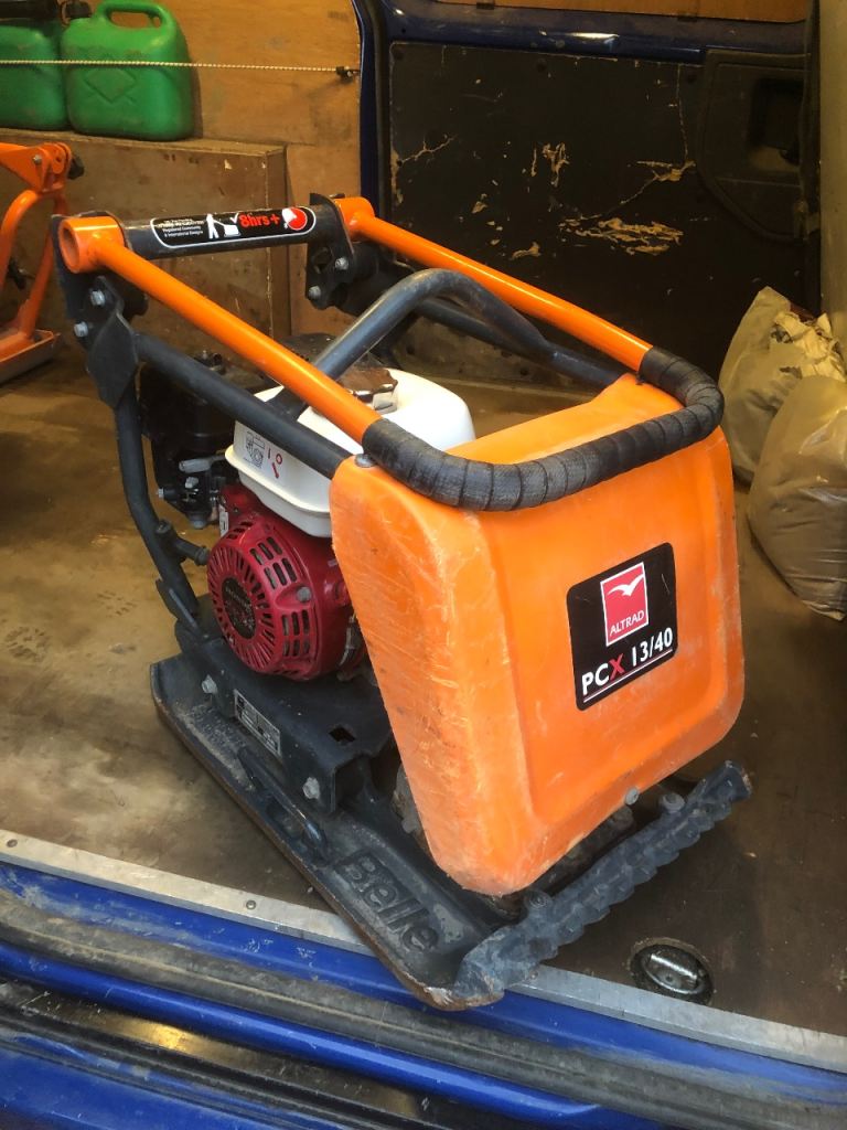 Wacker plate compactor
