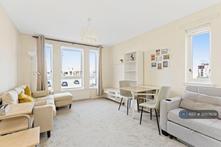 1 bedroom flat in Moray Park Terrace, Edinburgh, EH7 (1 bed) (#3057609)