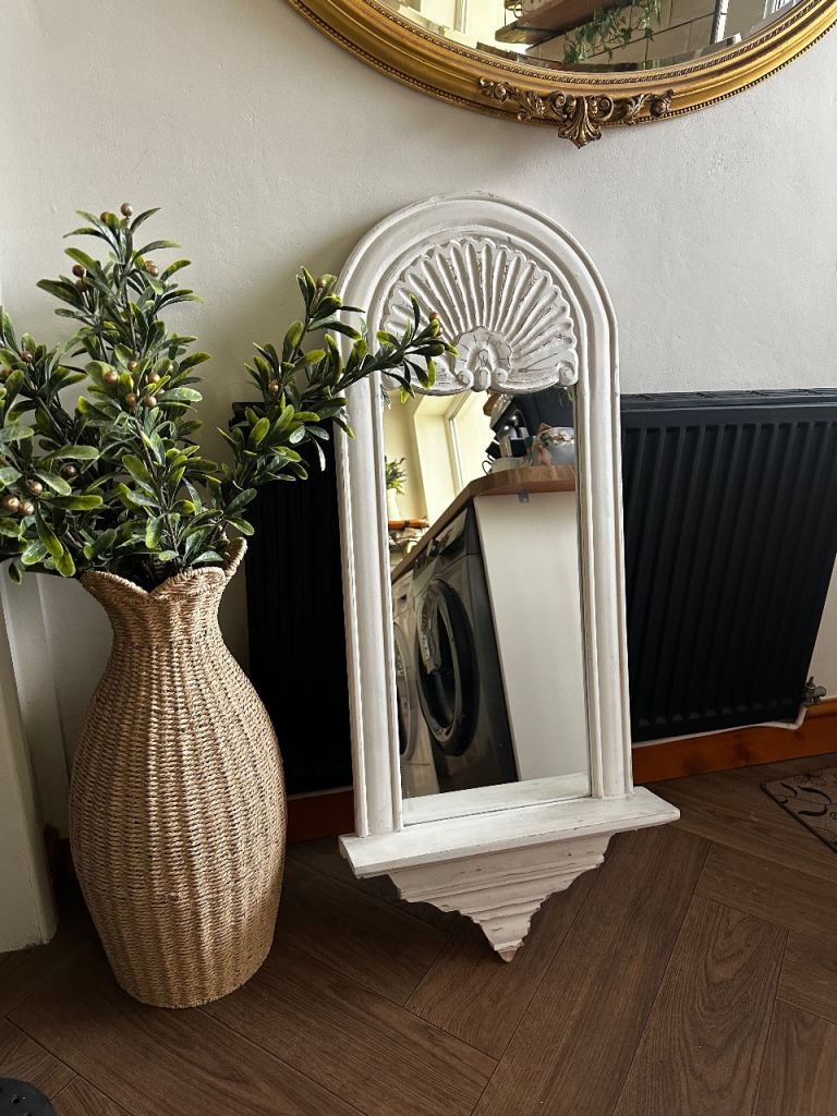 White Arched Mirror with Shelf – Good Condition