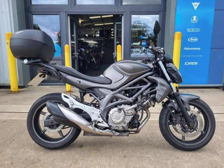 2009 Suzuki SFV650 Gladius - 27k Miles - Perfect first big bike