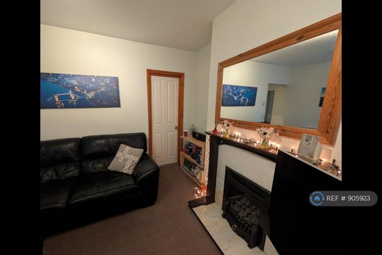 1 bedroom in William Street, Reading, RG1 (#905923)
