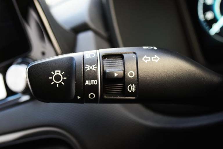 2022 Hyundai KONA 100kW SE Connect 39kWh 5dr Auto HATCHBACK ELECTRIC Automatic