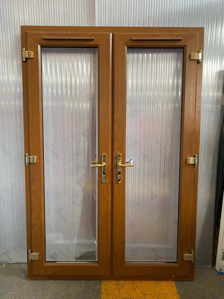 Brand new Oak/White French Doors – 1400 x 2070mm, Open Outwards
