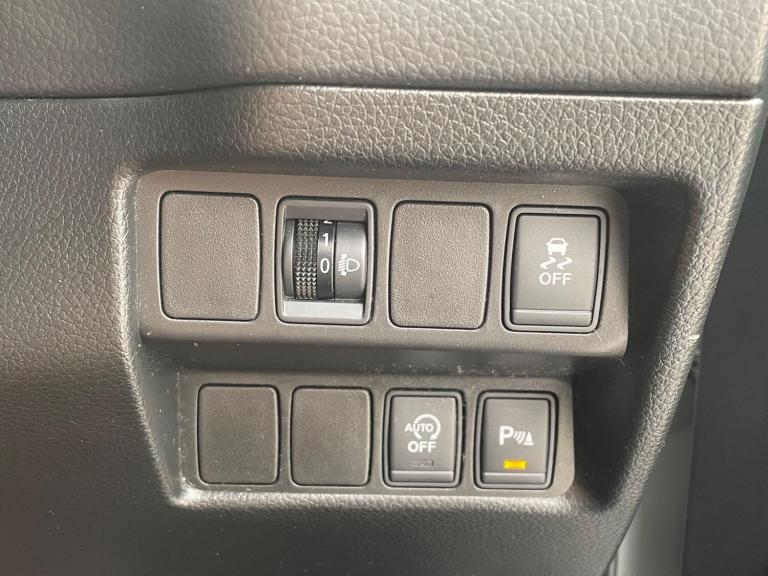 2014 Nissan Qashqai 1.2 DiG-T Acenta Premium 5dr HATCHBACK PETROL Manual