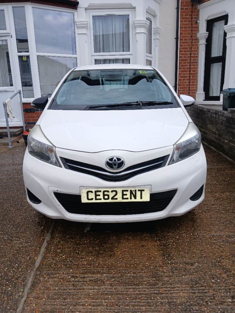 2012 Toyota Yaris 1.0 only 63k miles for spares or repair
