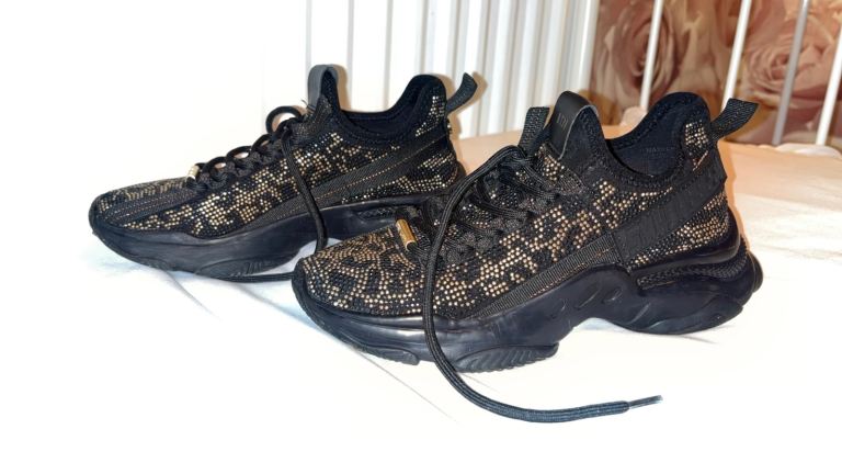 Steve Madden MAXIMUS Trainers – Black with Gold Detail, As New
