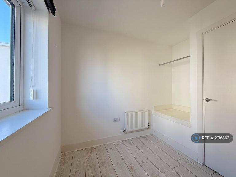 3 bedroom house in Tynemouth Pass, Gateshead, NE8 (3 bed) (#2716863)