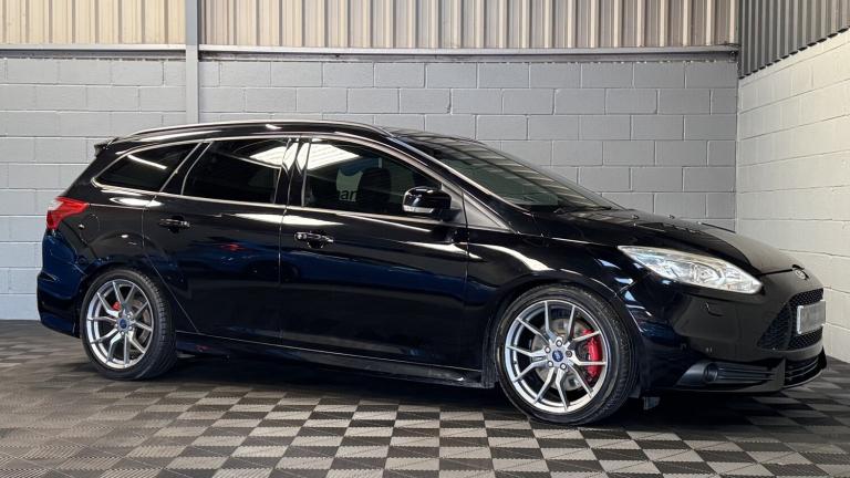 FORD FOCUS 2.0 T EcoBoost ST-3 Black Manual Petrol 2013