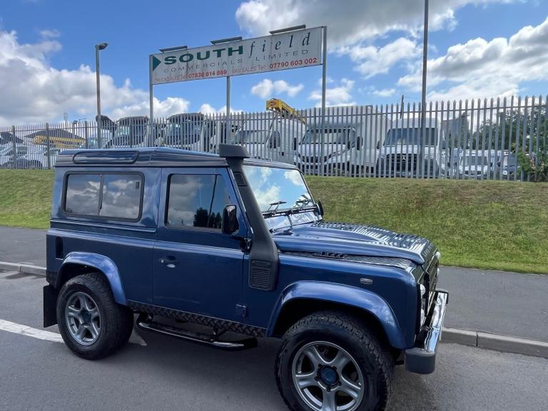 LAND ROVER DEFENDER SWB 90 COUNTY SIDE WINDOW BENCH SEAT @ £17950+ vat