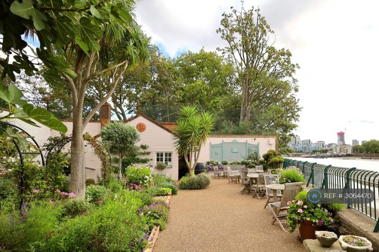 4 bedroom flat in Ranelagh Gardens, London, SW6 (4 bed) (#3064470)
