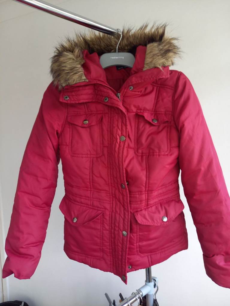 Womans winter coat New Look UK size 8 used