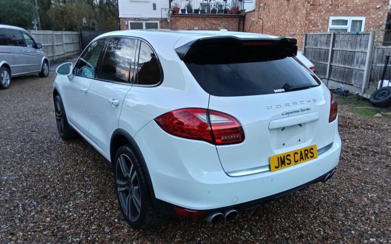  Porsche Cayenne 4.8T V8 Turbo SUV 5dr Petrol TiptronicS 4WD Euro 5 (s/s) (500 ps) Petrol Automatic