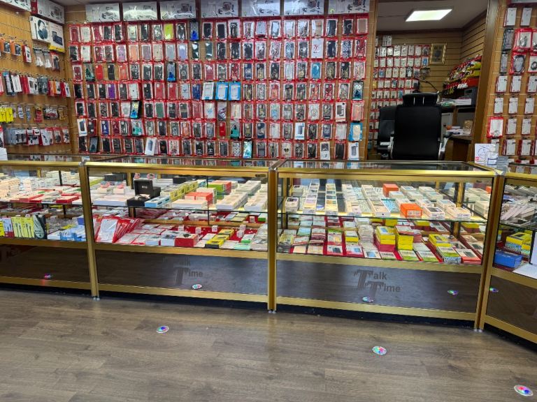 Mobile phone shop for sale