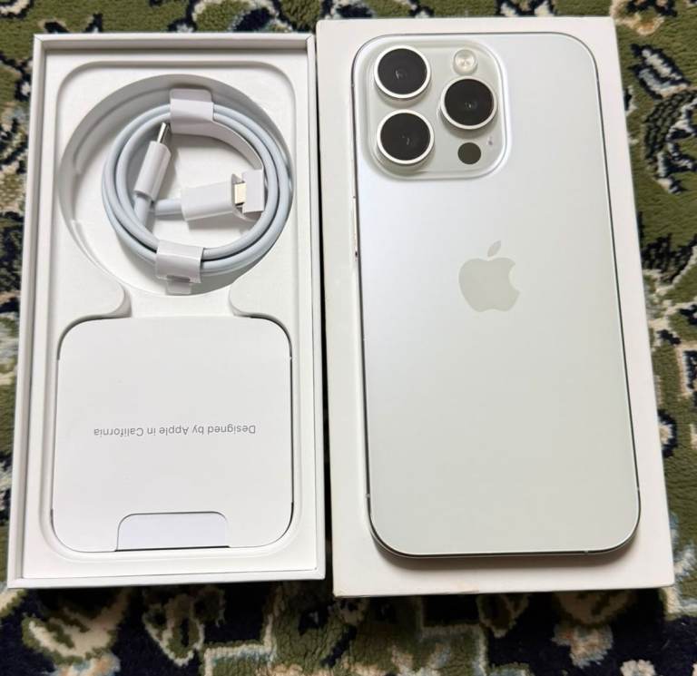 Apple iPhone 15 Pro 128GB White - Looks Brand New