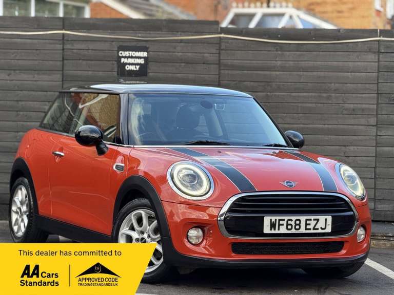 2018 MINI Hatch 1.5 Cooper Euro 6 (s/s) 3dr HATCHBACK Petrol Manual