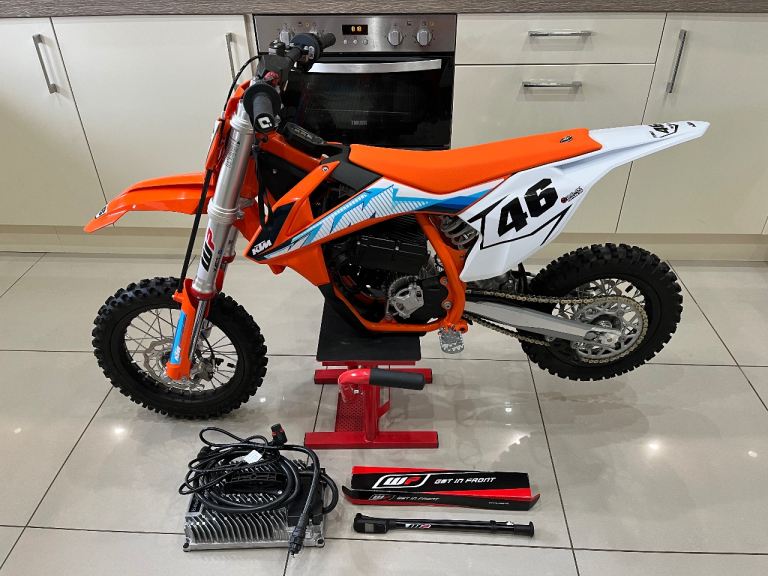 Ktm Sx E5. 2023. Excellent condition. 
