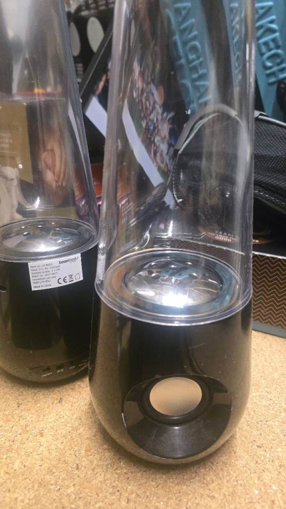 Bluetooth water speakers