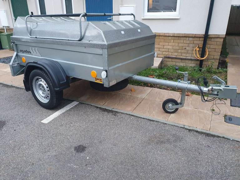 Agados 6x4 Trailer with lockable hard top and roof rack 