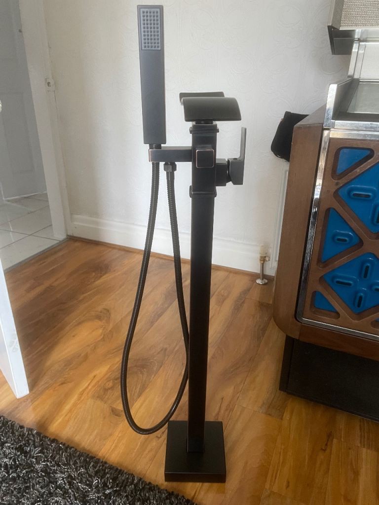 image for Freestanding Bath Tap with Shower NEW