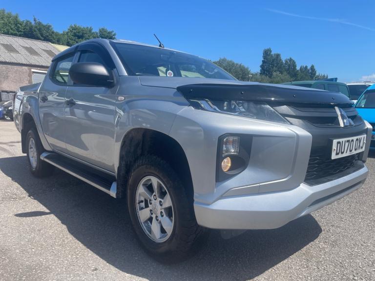 2020 MITSUBISHI L200 4LIFE 2.3 DI-D 4WD PICK UP TRUCK - NO VAT - PX/FINANCE