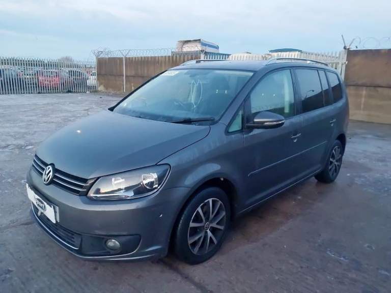 Breaking VW Touran 2011 5DR 1.6 TDI CAYC 6 Speed MFR Grey LD7R