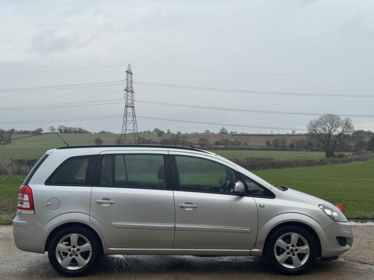 2013 Vauxhall Zafira 1.6 16V Exclusiv MPV 5dr Petrol Manual Euro 5 (115 ps) MPV Petrol Manual