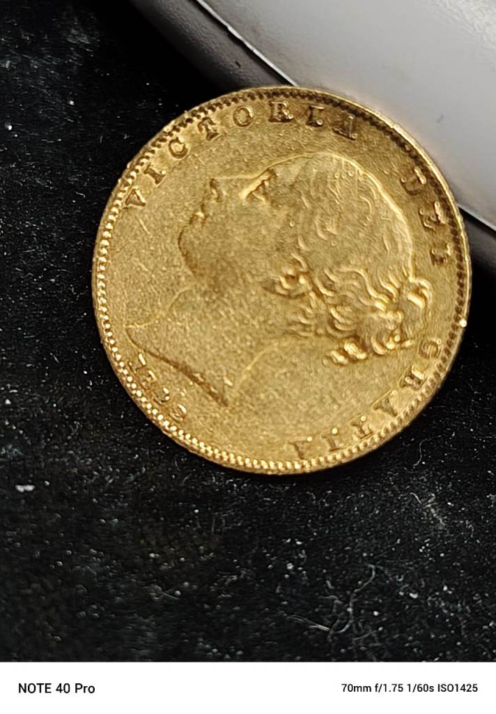 Full sovereign gold coin 