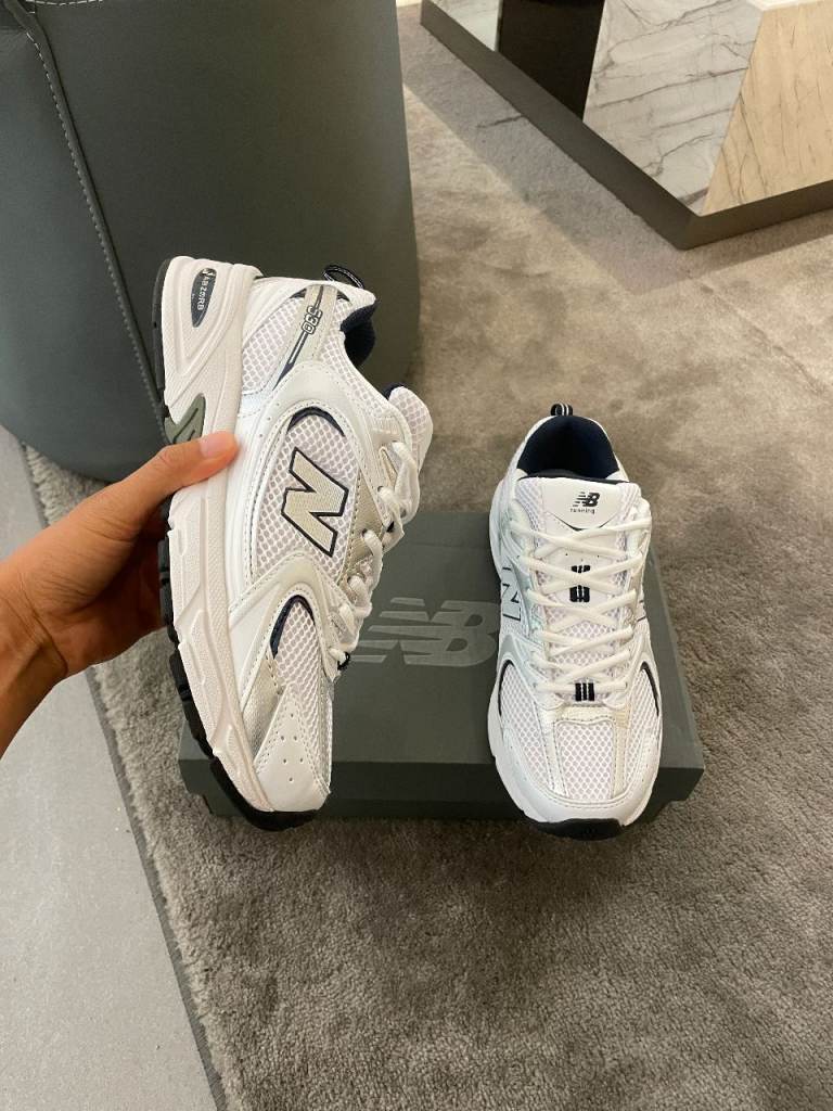 New Balance 530 White Silver Navy Size 5.5