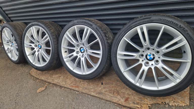 Genuine 18" Bmw M-Sport Staggered MV3 5x120 Alloy Wheels 