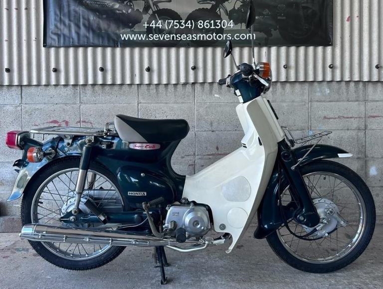 2005 JDM Honda Super Cub C90 in dark metallic green