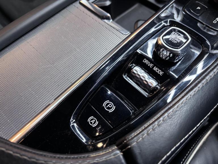 2021 Volvo XC90 2.0 B5 MHEV R-Design Auto 4WD Euro 6 (s/s) 5dr ESTATE Petrol/Electric Hybrid Auto...