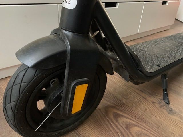 PURE Air 3 Electric Scooter – Very Good Condition