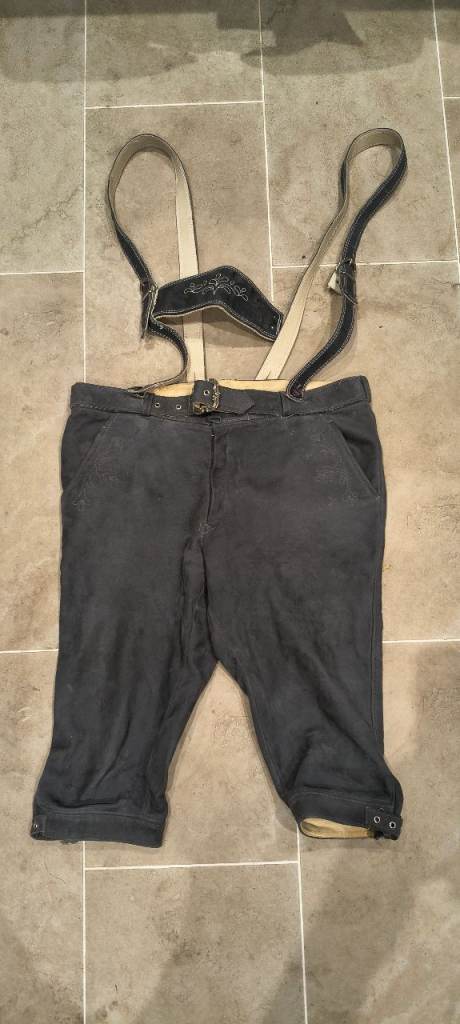 Men's Grey Leather Lederhosen with Braces - Size M, Good Condition