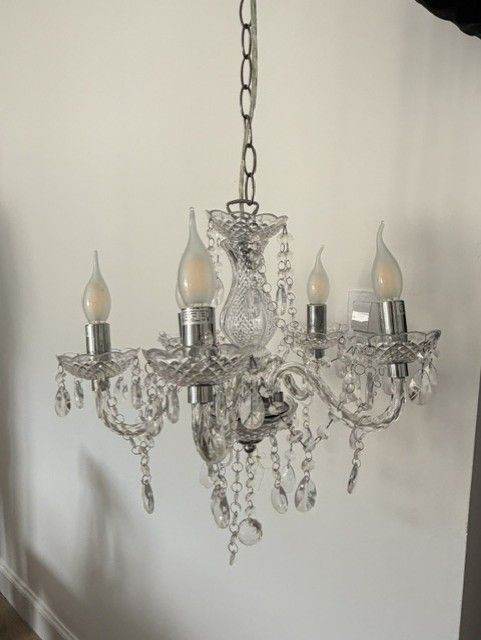 Chandelier Clear Acrylic
