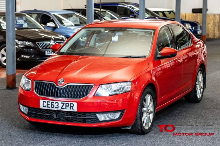 2013 Skoda Octavia 1.6 TDI Elegance Hatchback 5dr Diesel Manual Euro 5 (s/s) (105 ps) Hatchback D...